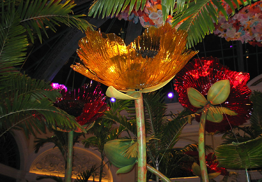 Glass flower in the Bellagio Conservatory