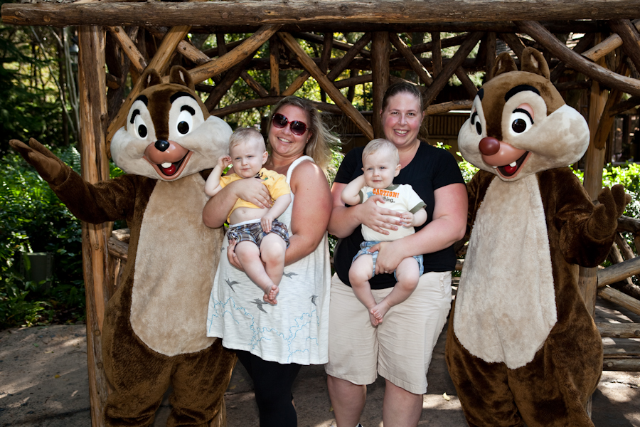 Will, Aunt Jessie, Andy and Bekki with Chip and Dale