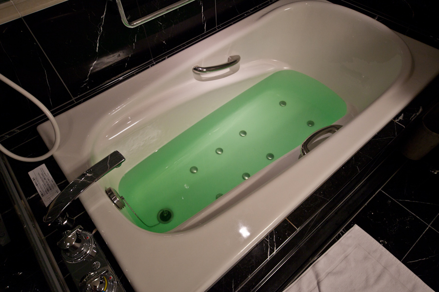 Green bath!