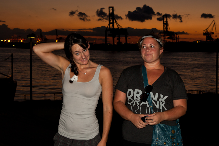 Tori, Jessie and an Osaka sunset 3