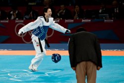 China's Jingyu Wu celebrates after winning gold