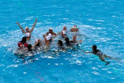 USA Women's Water Polo team celebrates gold (1)